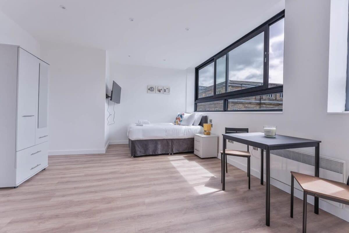 Lovely Studio Apartment In Central Sheffield Exteriör bild